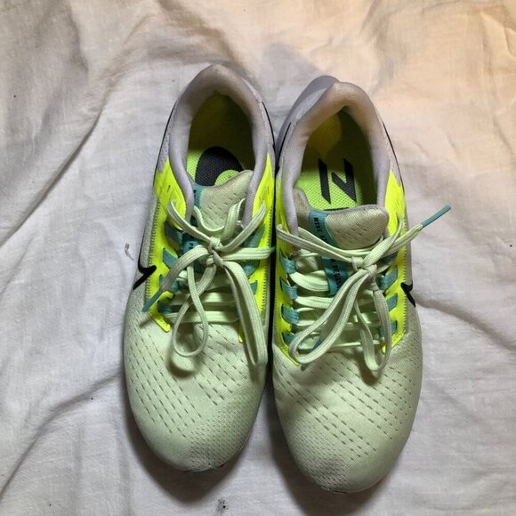 Nike Air Zoom Pegasus Running Sneakers Green Size 7 - Picture 1 of 10